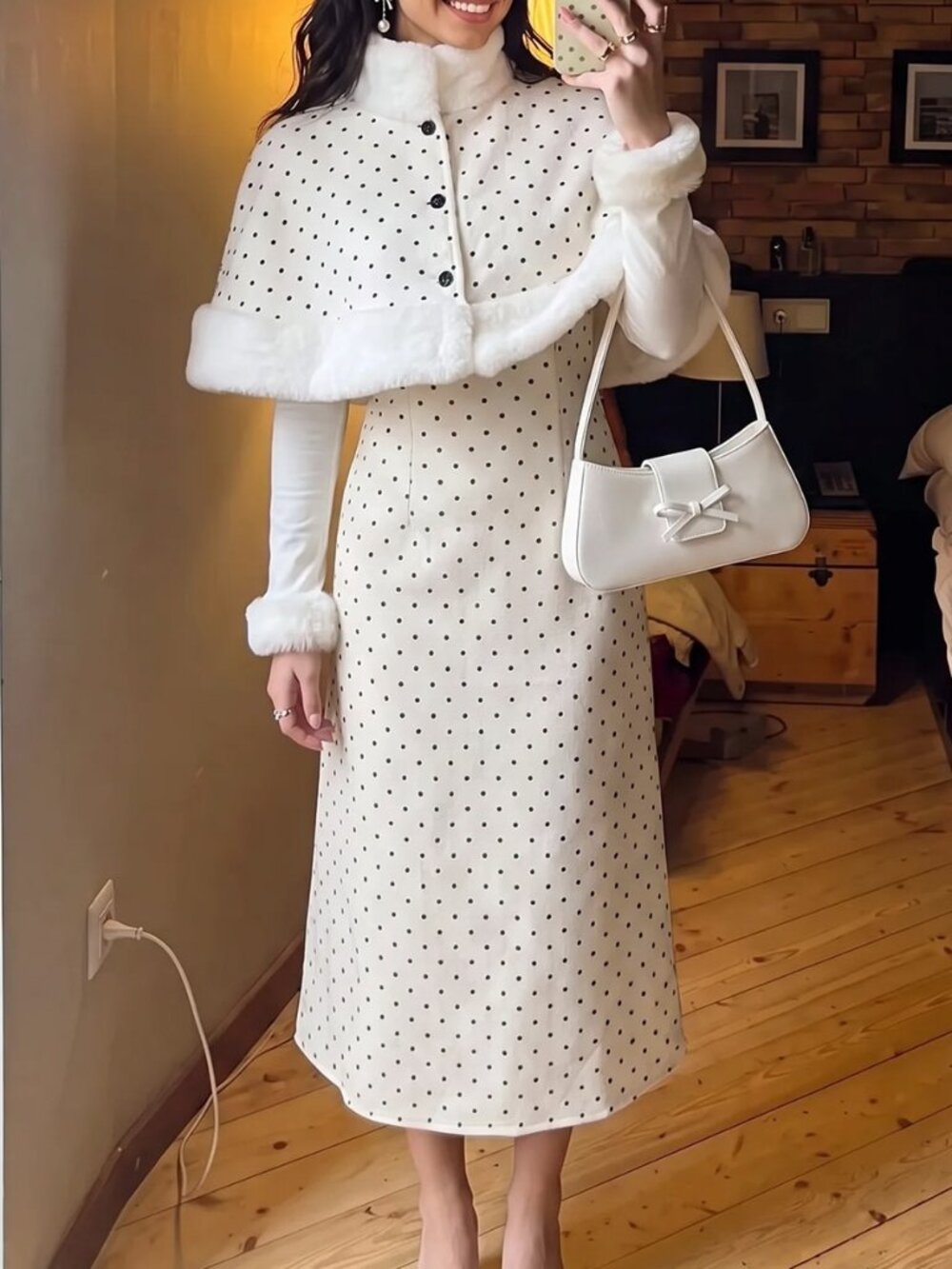White Elegant Women's Pure Desire Style Polka Dot Fur Trim Cape Coat